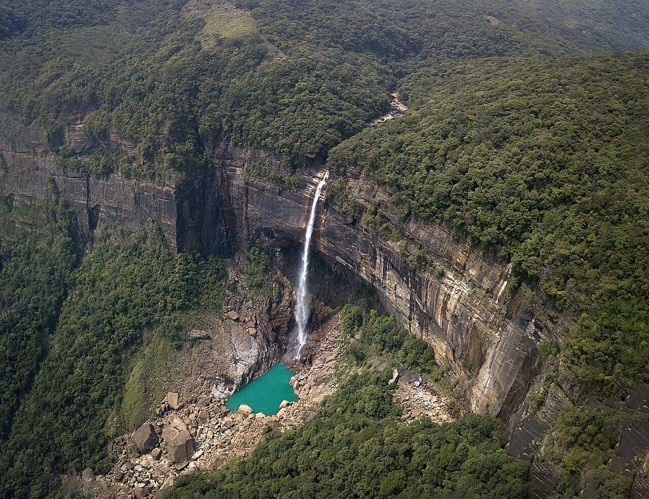 Hotels in Cherrapunji