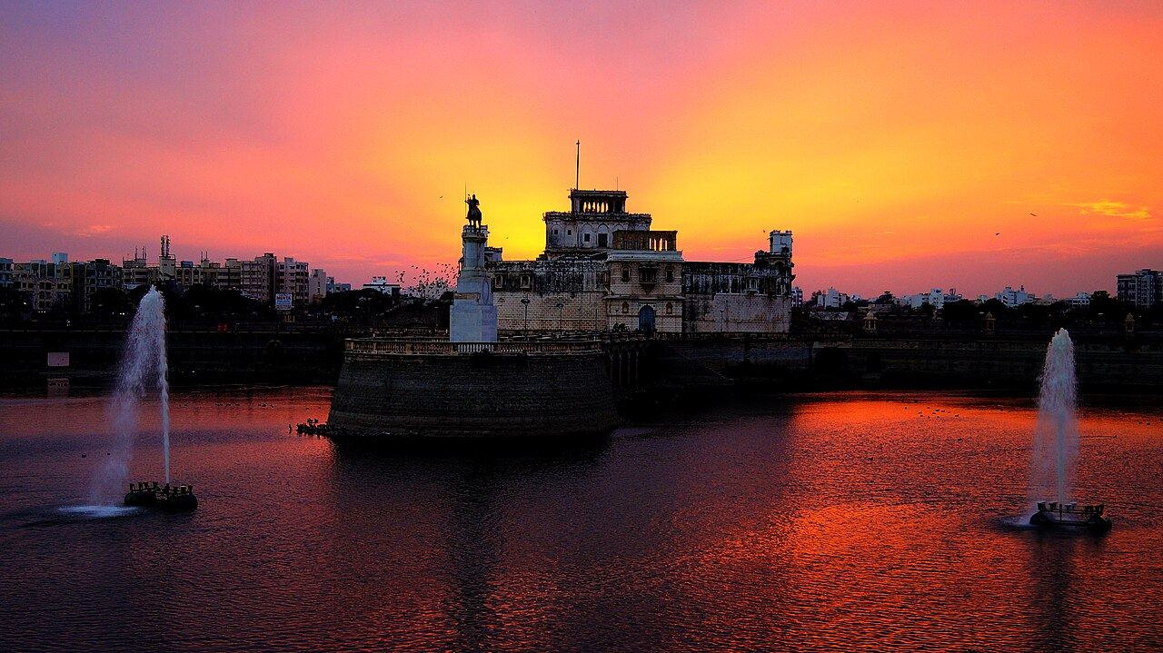 Hotels in Jamnagar